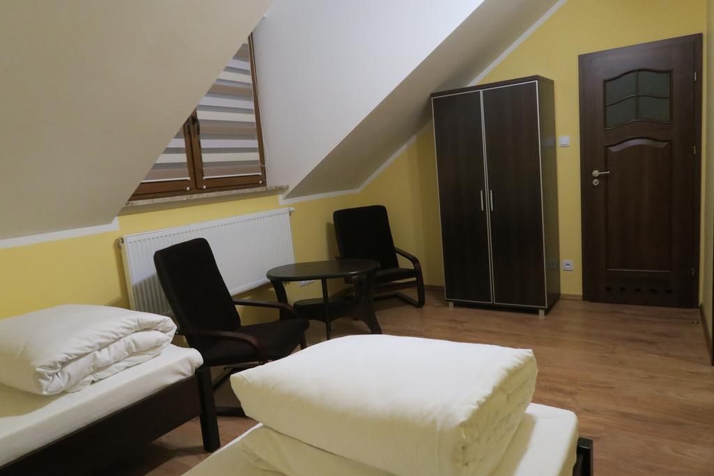 Cztery Pory Roku Guest House เบียโวเวียชา ห้อง รูปภาพ